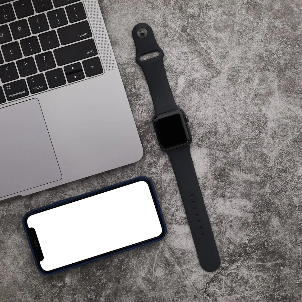 mac-book-et-Iphone-apple-watch Image Macbook